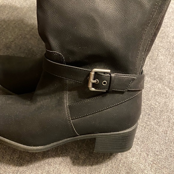 NWT wide calf black boots - Picture 5 of 8